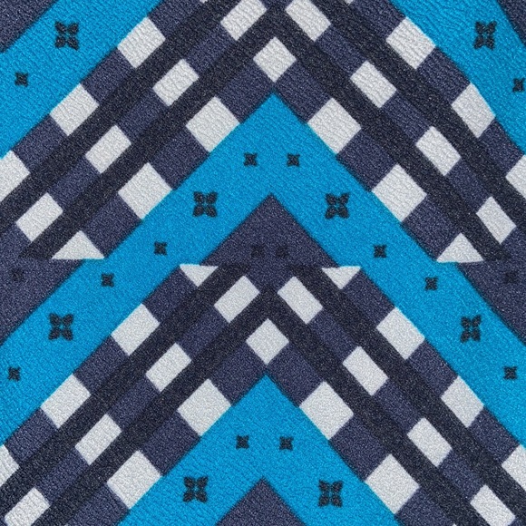 LuLaRoe woman’s Nicole dress - Picture 3 of 3